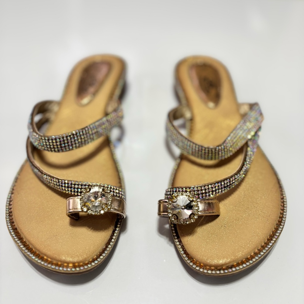 Women's Rhinestone Strappy Sandals - Gold-Size 7- NEW
Bolaro by Summer Rio